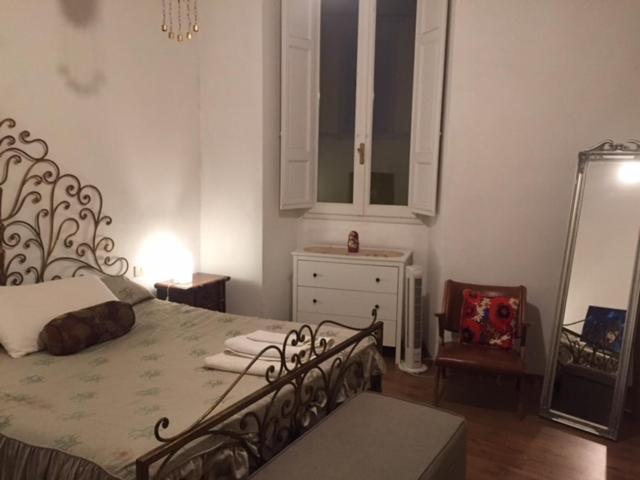 Double Large Room In Santo Spirito Oltrarno Florence Ngoại thất bức ảnh